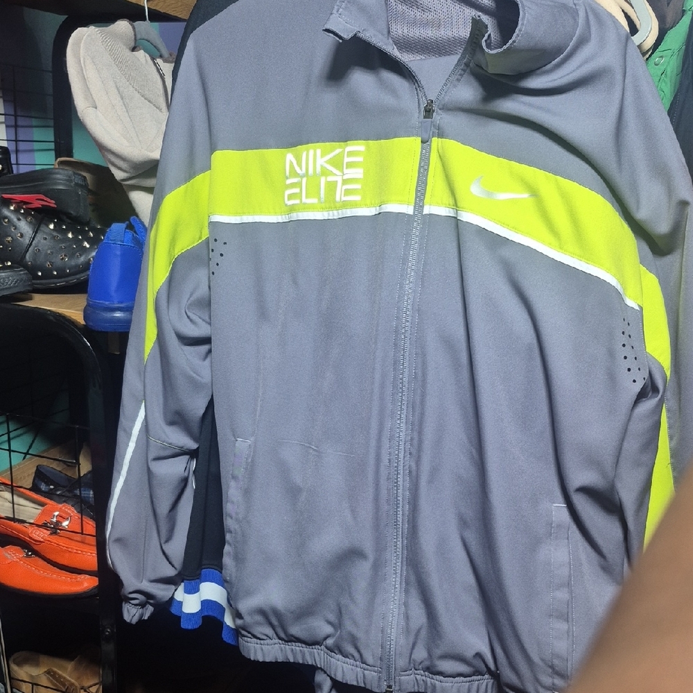 Nike Elite Gray Jacket with Yellow Stripe